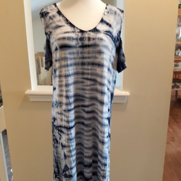Tops - Cute Cold Shoulder tunic/dress by SUNDAY L EUC
